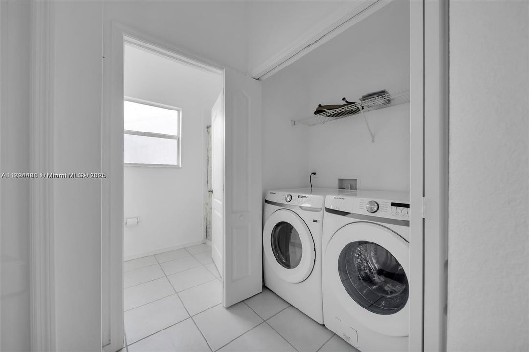 En Venta: $250,000 (3 camas, 2 baños, 0 Pies cuadrados)