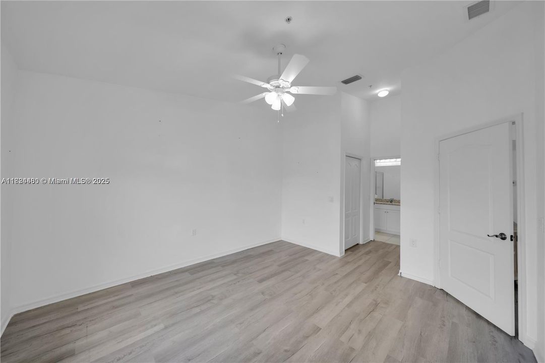 En Venta: $250,000 (3 camas, 2 baños, 0 Pies cuadrados)