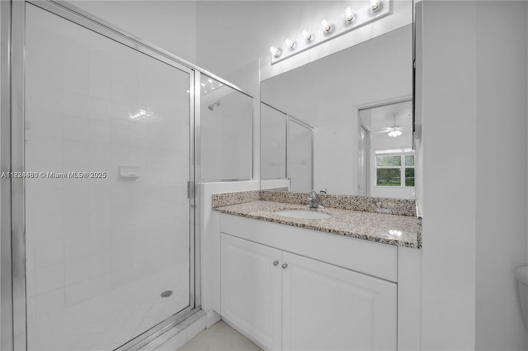 En Venta: $250,000 (3 camas, 2 baños, 0 Pies cuadrados)