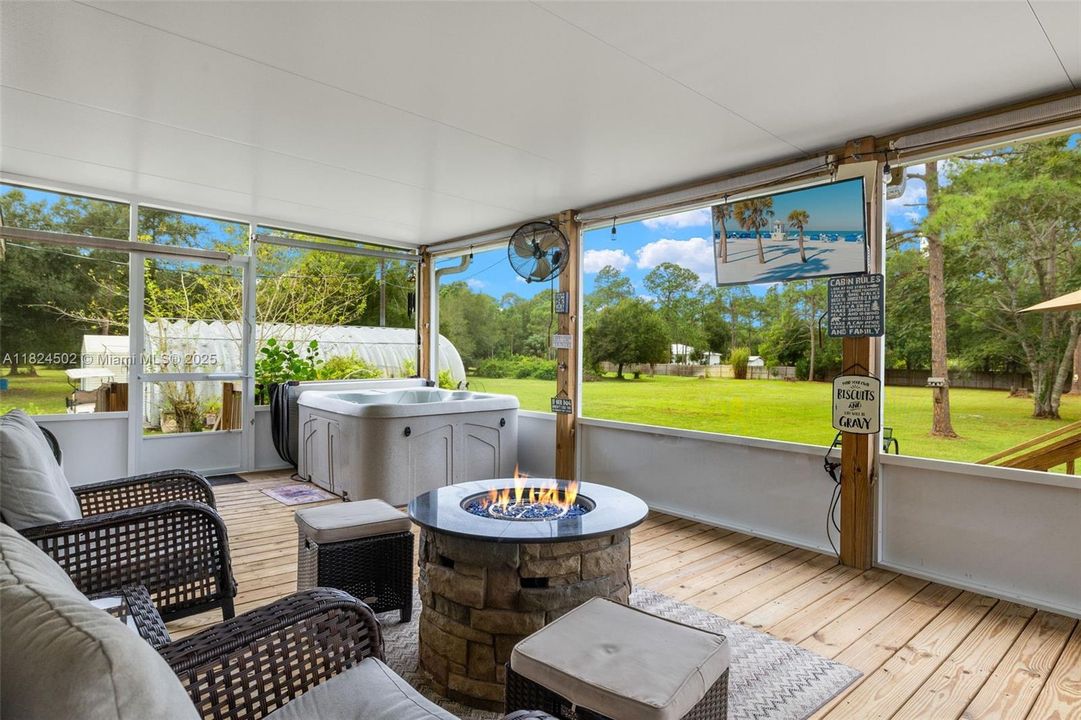 For Sale: $599,900 (4 beds, 2 baths, 2432 Square Feet)