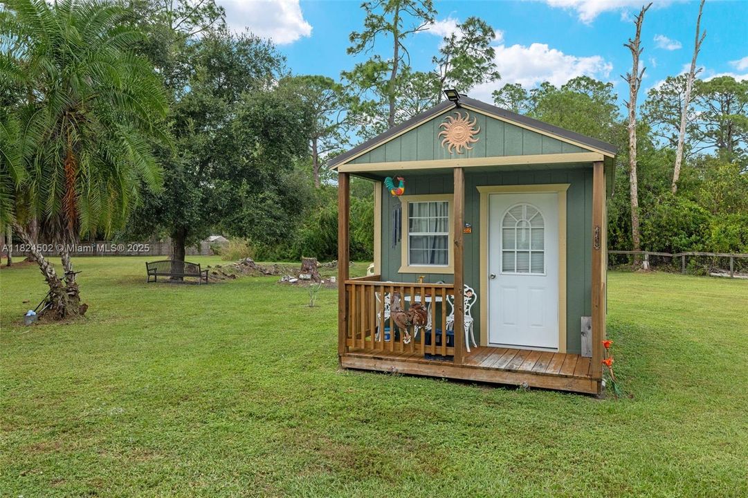 For Sale: $599,900 (4 beds, 2 baths, 2432 Square Feet)