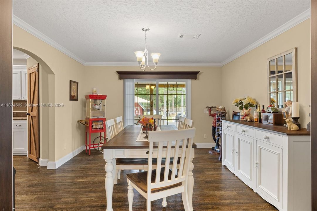 For Sale: $599,900 (4 beds, 2 baths, 2432 Square Feet)