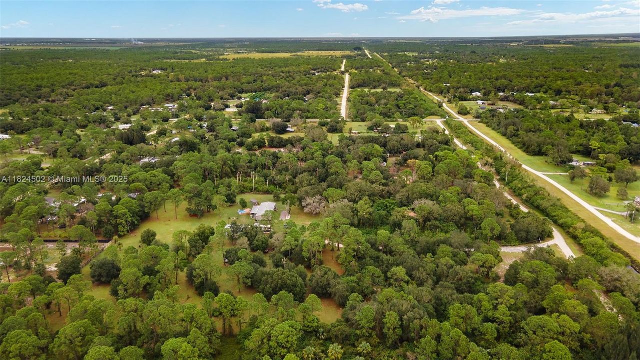 For Sale: $599,900 (4 beds, 2 baths, 2432 Square Feet)