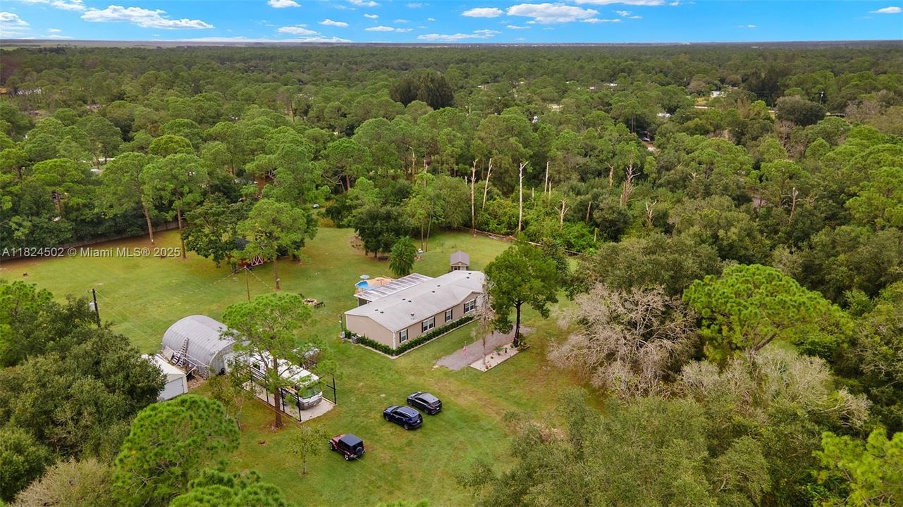 For Sale: $599,900 (4 beds, 2 baths, 2432 Square Feet)