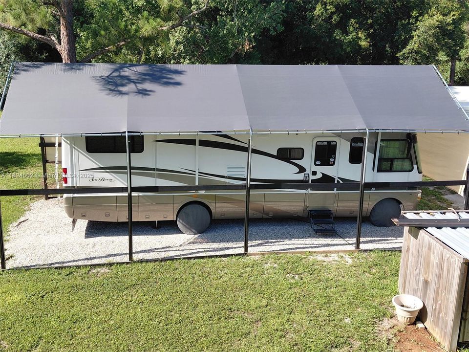 For Sale: $599,900 (4 beds, 2 baths, 2432 Square Feet)