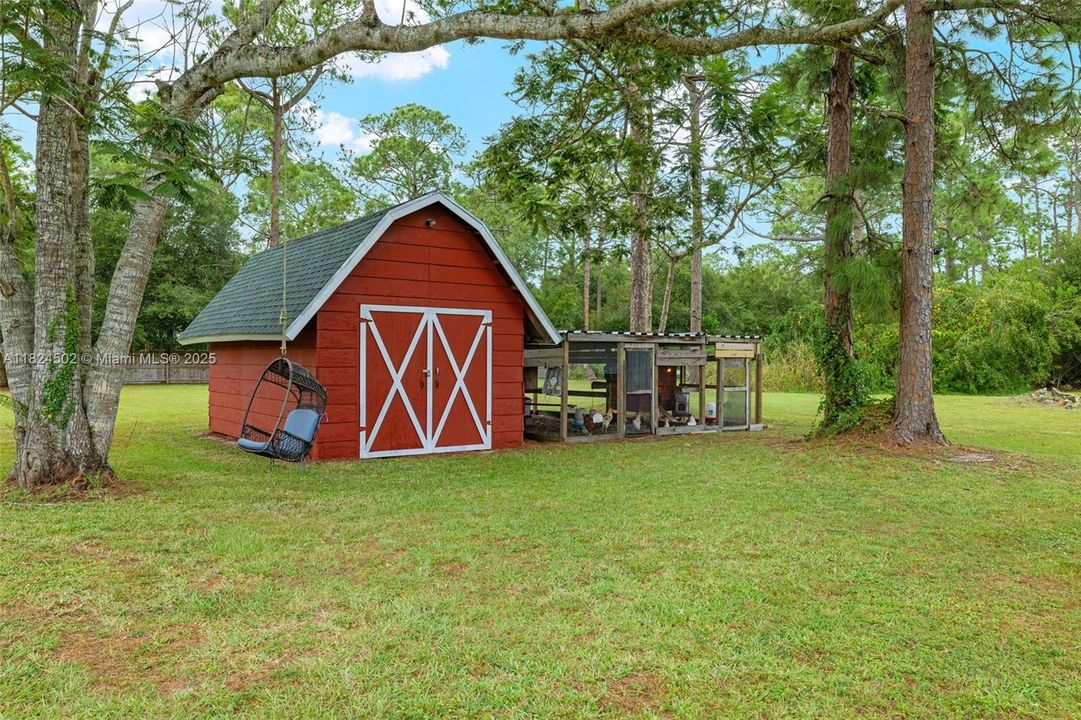 For Sale: $599,900 (4 beds, 2 baths, 2432 Square Feet)