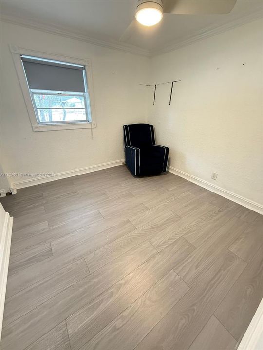 En Venta: $524,900 (3 camas, 2 baños, 1295 Pies cuadrados)