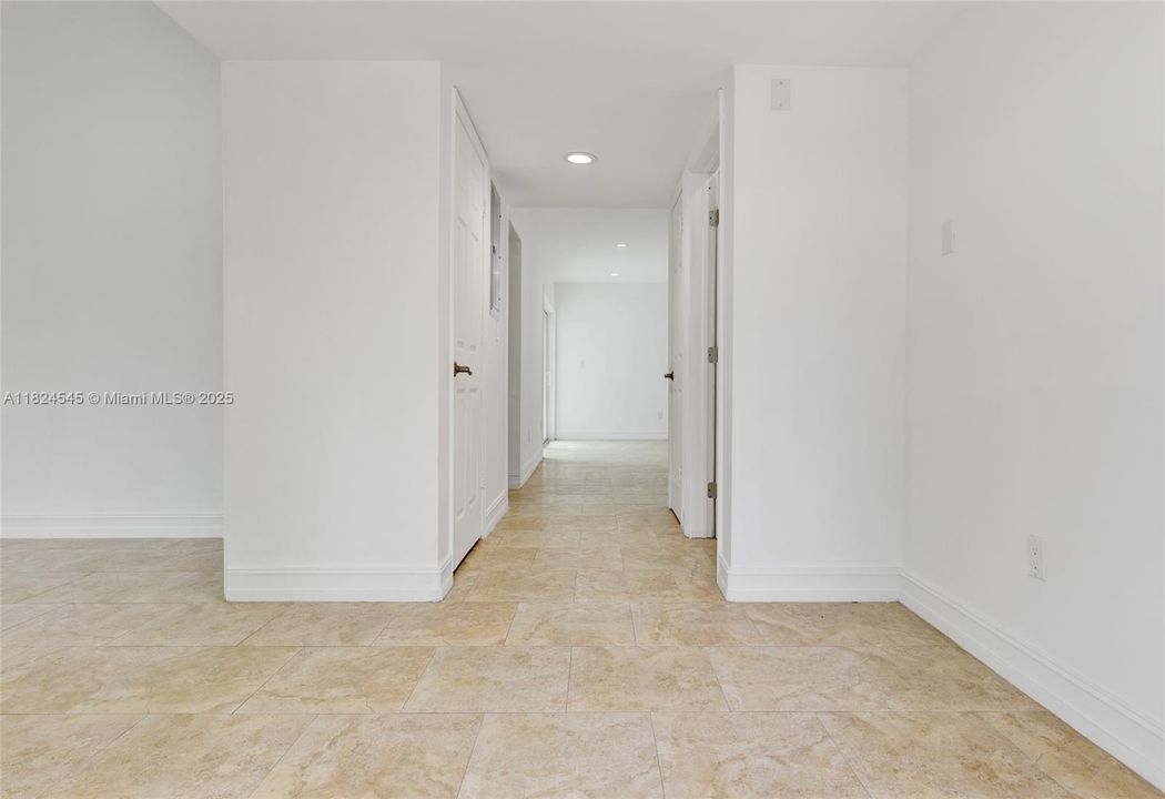 Recently Sold: $1,199,900 (4 beds, 2 baths, 2043 Square Feet)