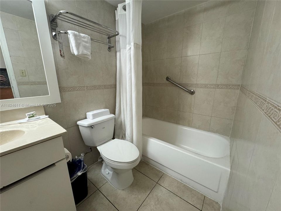 На продажу: $129,000 (0 спален, 1 ванн, 360 Квадратных фут)