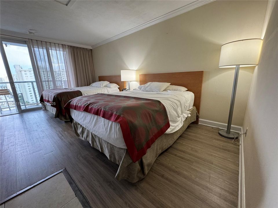 На продажу: $129,000 (0 спален, 1 ванн, 360 Квадратных фут)