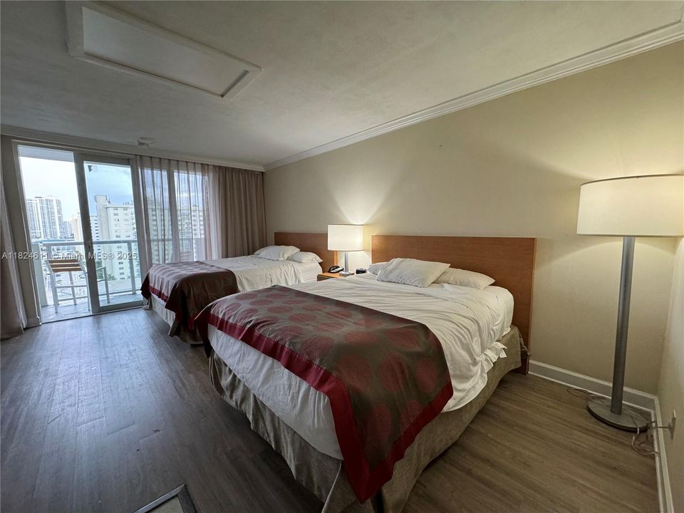 На продажу: $129,000 (0 спален, 1 ванн, 360 Квадратных фут)