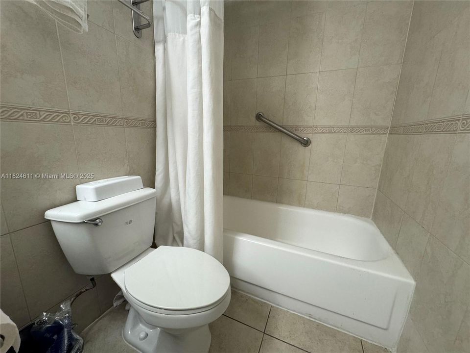 На продажу: $129,000 (0 спален, 1 ванн, 360 Квадратных фут)