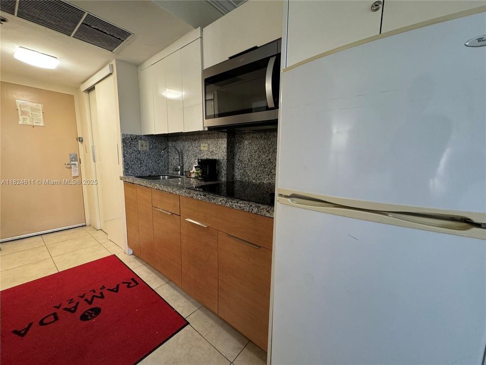 На продажу: $129,000 (0 спален, 1 ванн, 360 Квадратных фут)