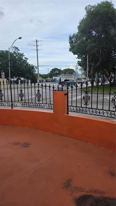 合同活跃: $475,000 (2 贝兹, 2 浴室, 1260 平方英尺)