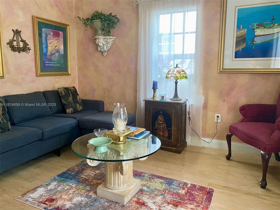 En Venta: $234,000 (1 camas, 1 baños, 450 Pies cuadrados)