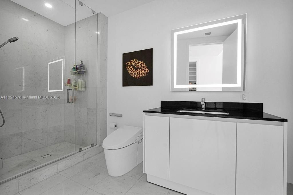 На продажу: $4,299,000 (3 спален, 4 ванн, 3171 Квадратных фут)