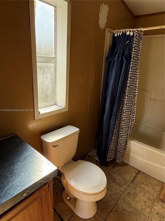 最近售出: $169,999 (3 贝兹, 2 浴室, 0 平方英尺)