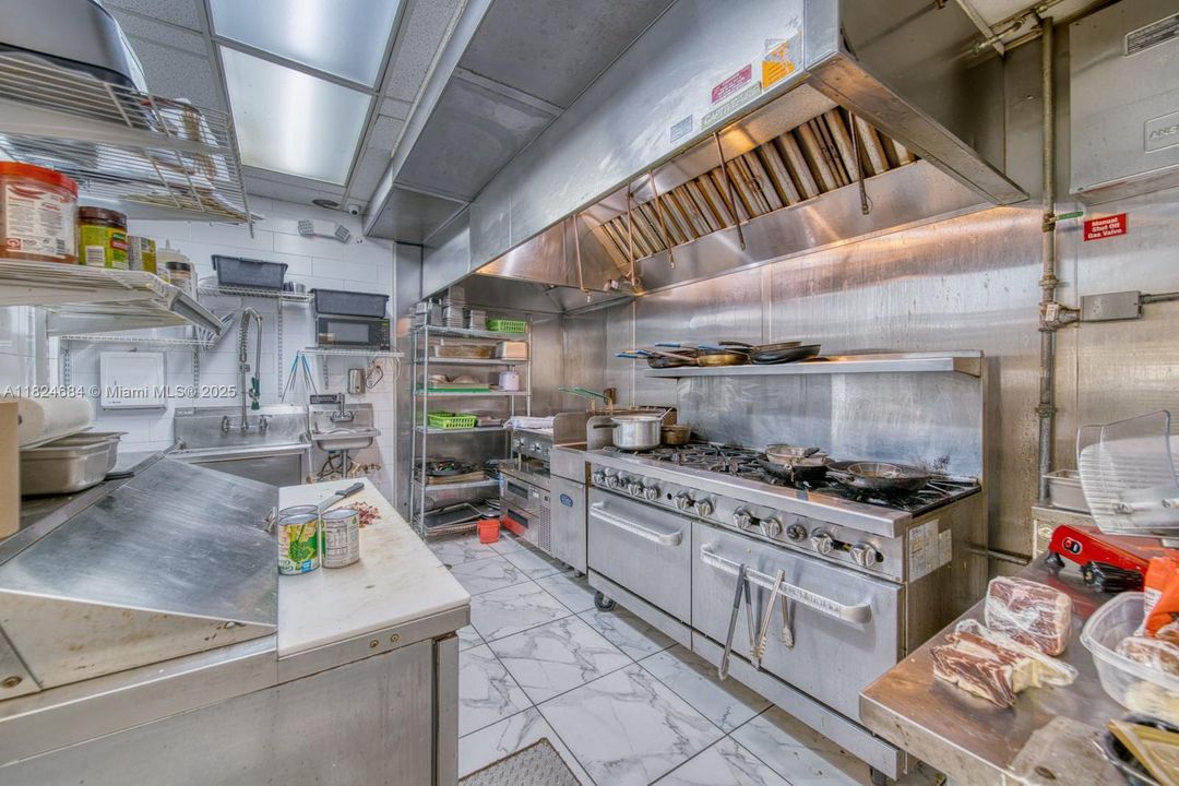 待售: $50,000 (0 贝兹, 0 浴室, 0 平方英尺)