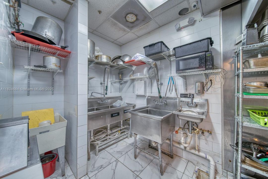 待售: $50,000 (0 贝兹, 0 浴室, 0 平方英尺)