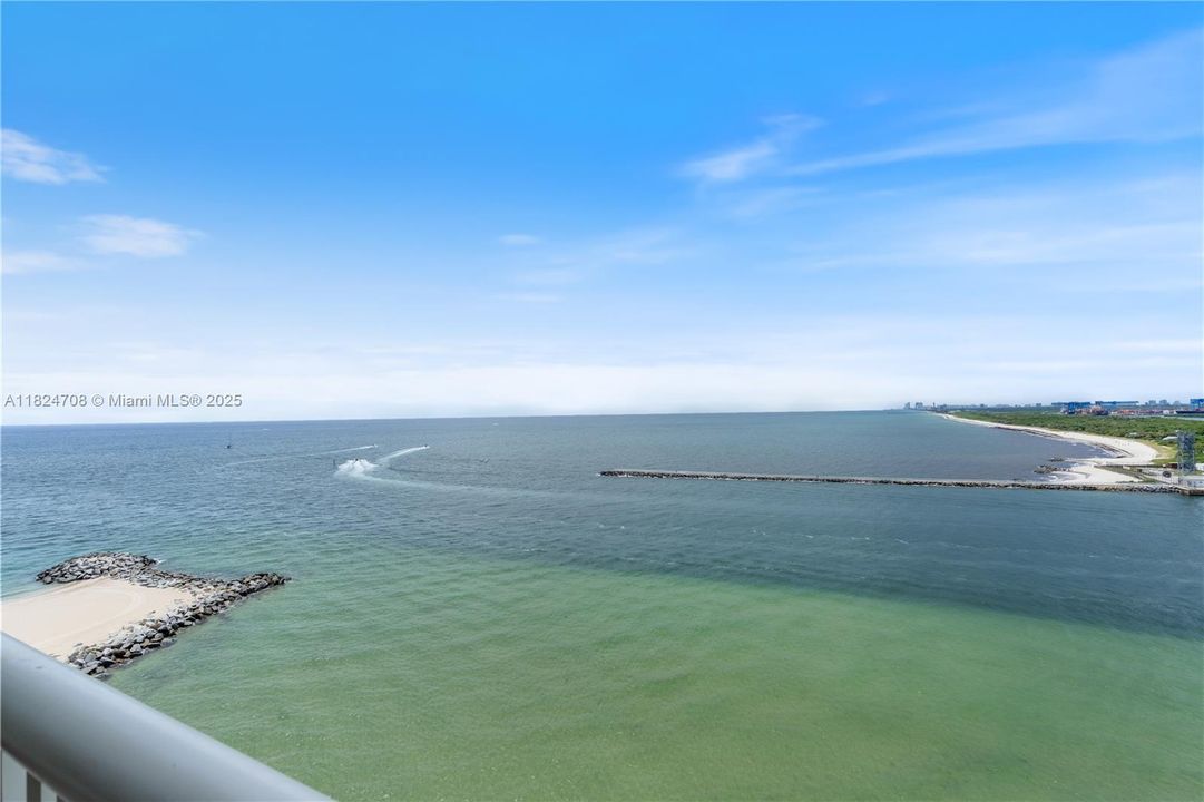 待售: $3,395,000 (6 贝兹, 5 浴室, 4902 平方英尺)