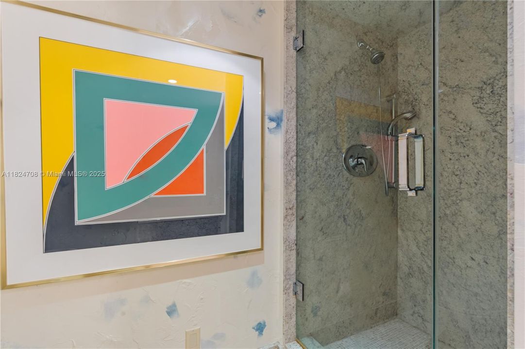 待售: $3,395,000 (6 贝兹, 5 浴室, 4902 平方英尺)