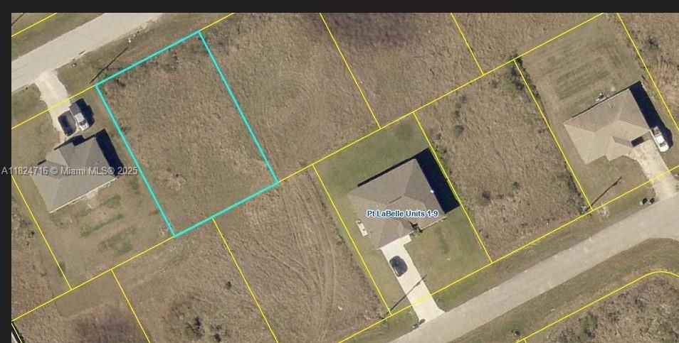 For Sale: $30,000 (0.24 acres)