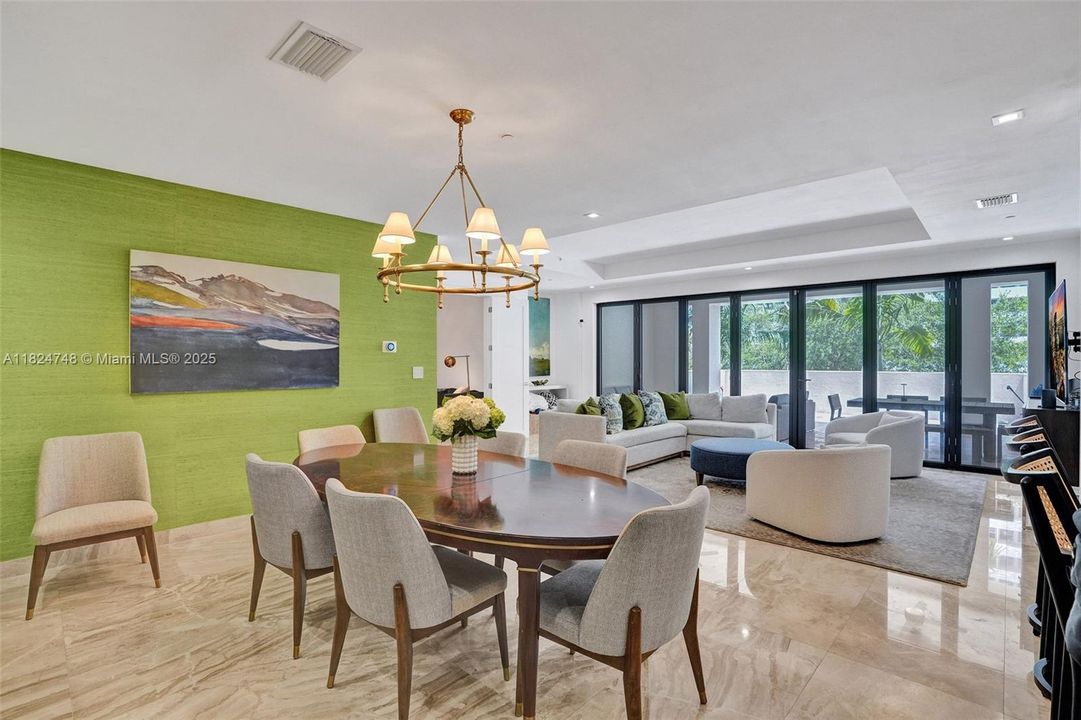 Active With Contract: $2,775,000 (3 beds, 3 baths, 2422 Square Feet)