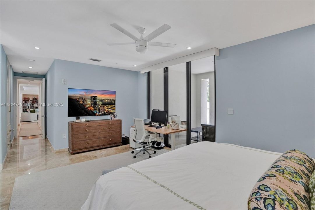 Active With Contract: $2,775,000 (3 beds, 3 baths, 2422 Square Feet)