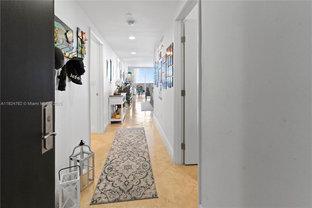 Active With Contract: $7,200 (3 beds, 3 baths, 1841 Square Feet)