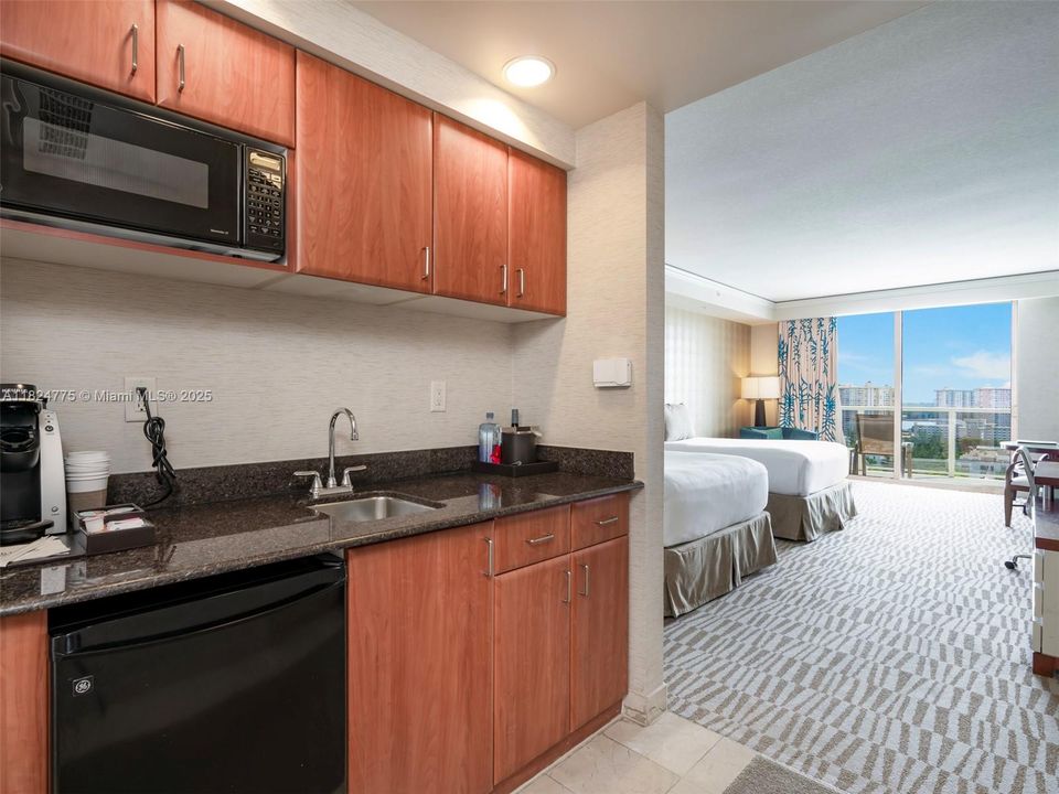 Недавно продано: $214,998 (0 спален, 1 ванн, 551 Квадратных фут)