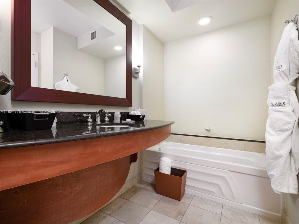 Недавно продано: $214,998 (0 спален, 1 ванн, 551 Квадратных фут)