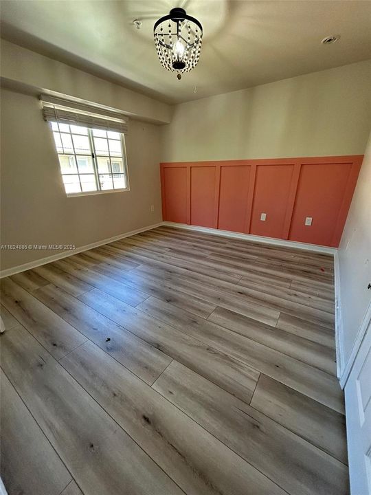 Недавно продано: $500,000 (2 спален, 2 ванн, 1270 Квадратных фут)