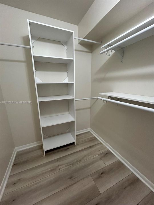 Недавно продано: $500,000 (2 спален, 2 ванн, 1270 Квадратных фут)