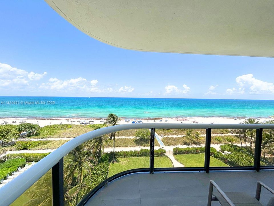 For Sale: $2,599,999 (2 beds, 2 baths, 1560 Square Feet)