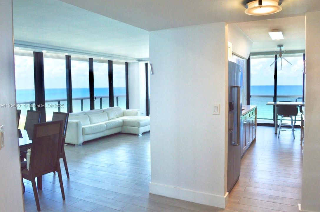 For Sale: $2,599,999 (2 beds, 2 baths, 1560 Square Feet)