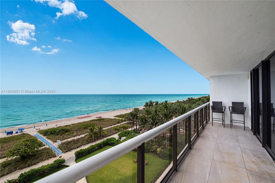 For Sale: $2,599,999 (2 beds, 2 baths, 1560 Square Feet)