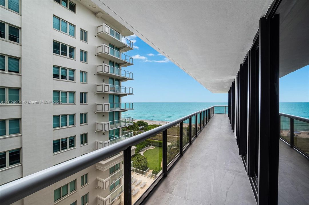 For Sale: $2,599,999 (2 beds, 2 baths, 1560 Square Feet)