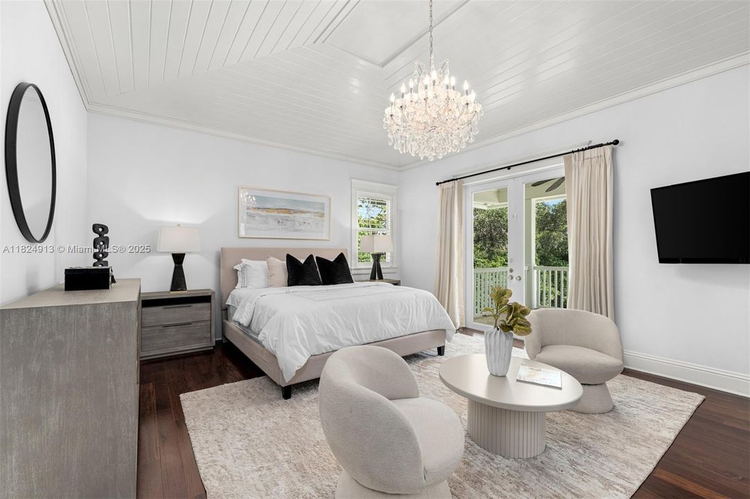 最近售出: $10,995,000 (6 贝兹, 6 浴室, 6999 平方英尺)