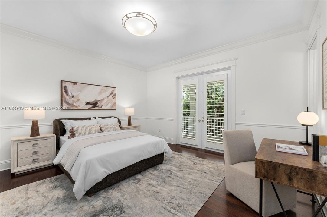 最近售出: $10,995,000 (6 贝兹, 6 浴室, 6999 平方英尺)