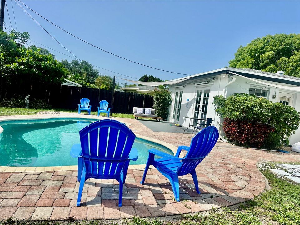 最近售出: $567,000 (3 贝兹, 2 浴室, 1116 平方英尺)