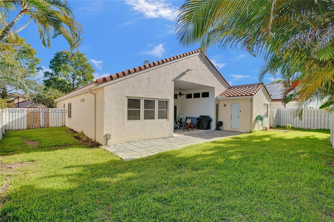 For Rent: $7,300 (4 beds, 3 baths, 2157 Square Feet)