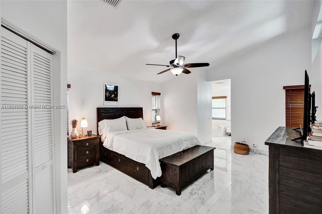 For Rent: $7,300 (4 beds, 3 baths, 2157 Square Feet)