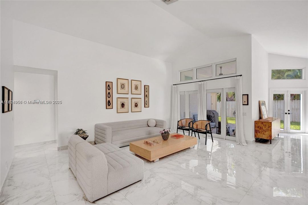 For Rent: $7,300 (4 beds, 3 baths, 2157 Square Feet)