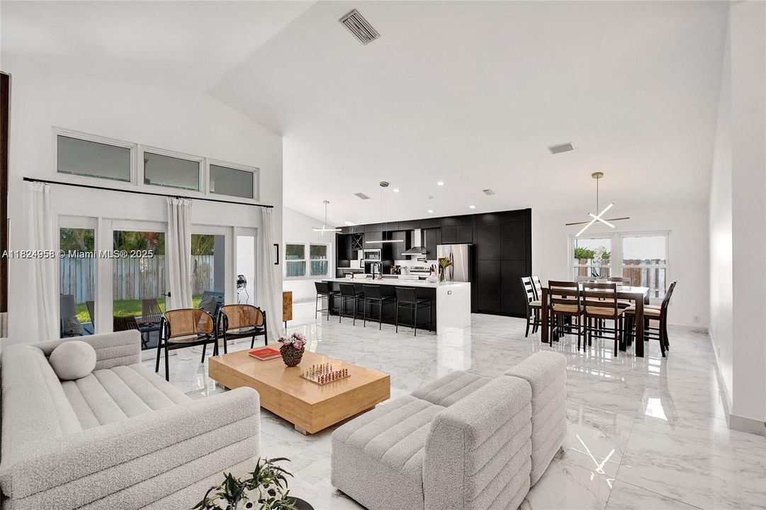 For Rent: $7,300 (4 beds, 3 baths, 2157 Square Feet)