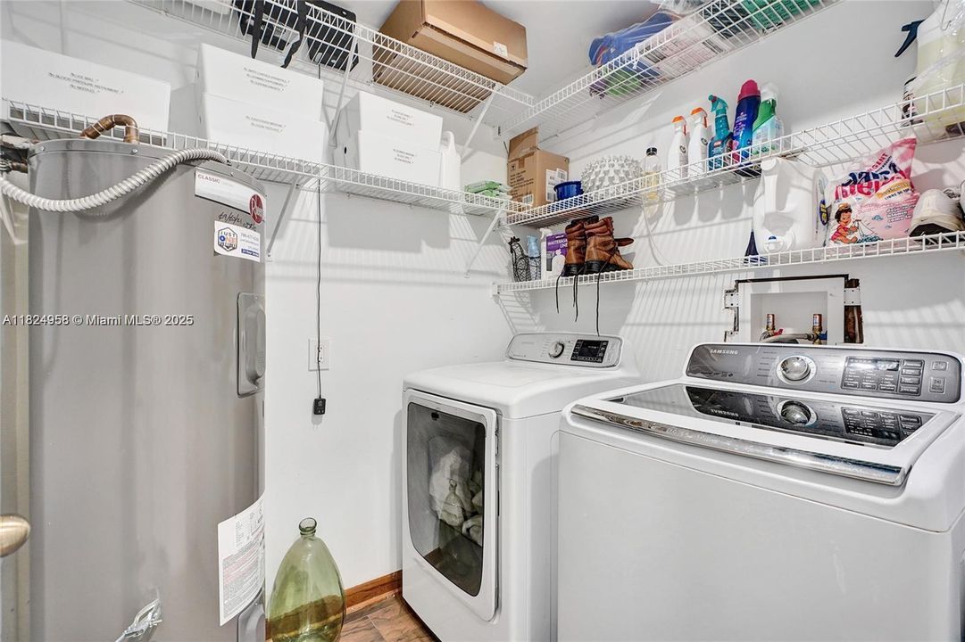 For Rent: $7,300 (4 beds, 3 baths, 2157 Square Feet)