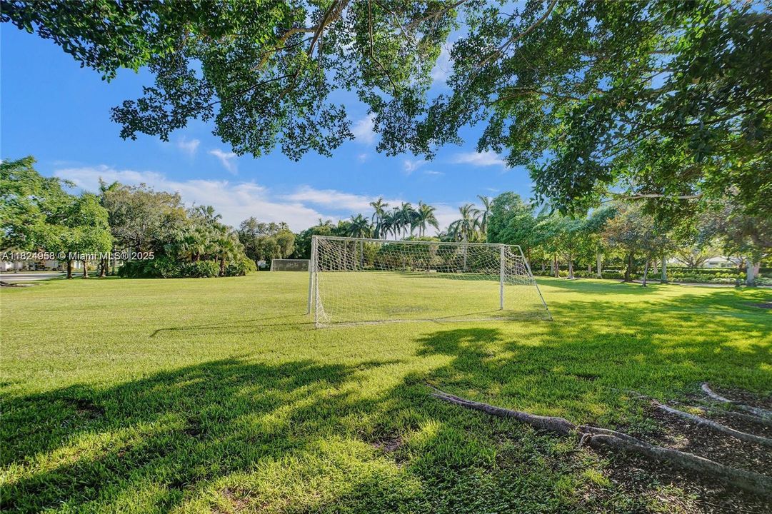 For Rent: $7,300 (4 beds, 3 baths, 2157 Square Feet)