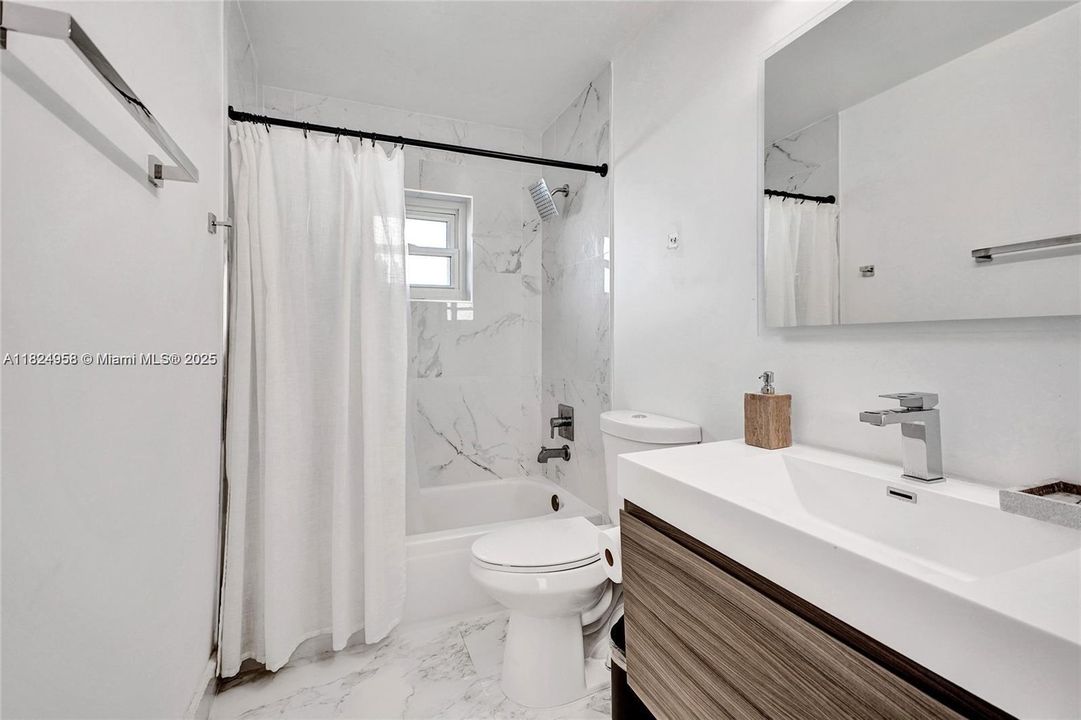 For Rent: $7,300 (4 beds, 3 baths, 2157 Square Feet)