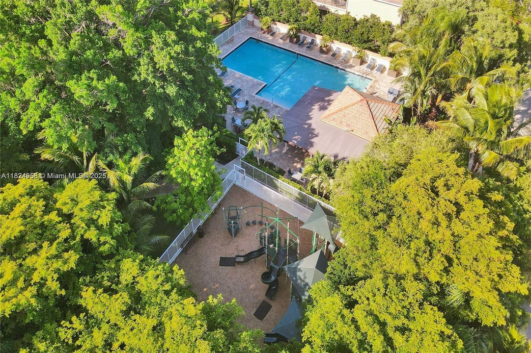 For Rent: $7,300 (4 beds, 3 baths, 2157 Square Feet)