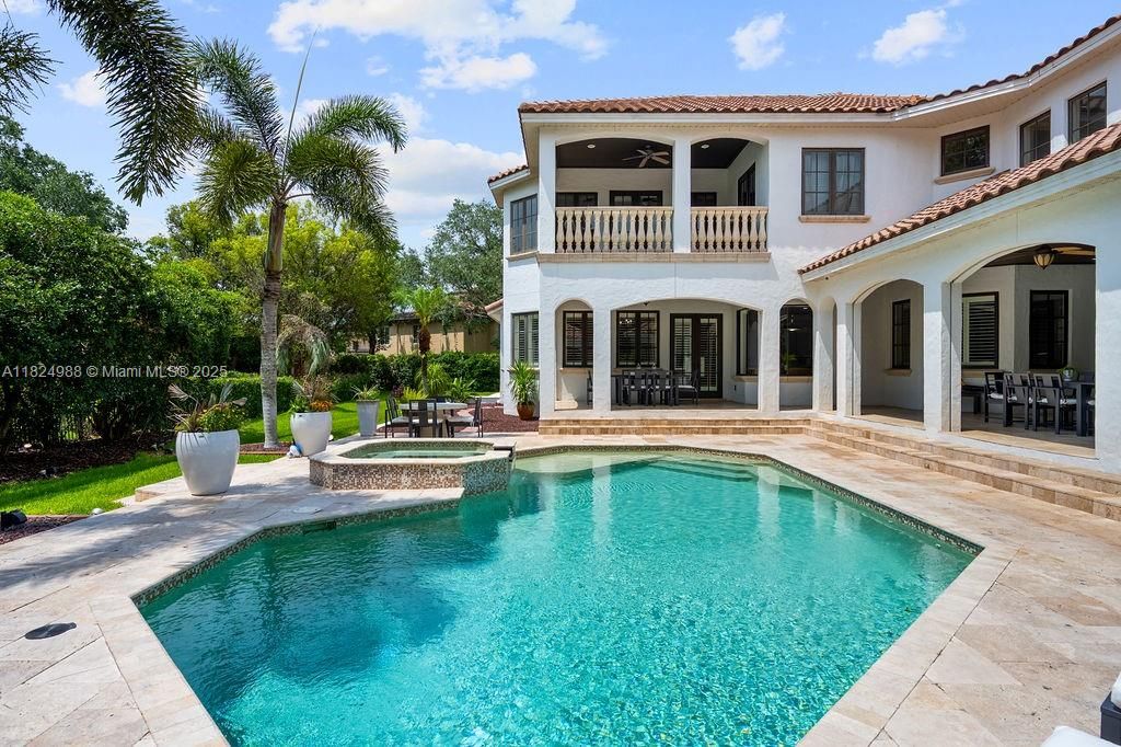 En Venta: $5,495,000 (5 camas, 6 baños, 7278 Pies cuadrados)