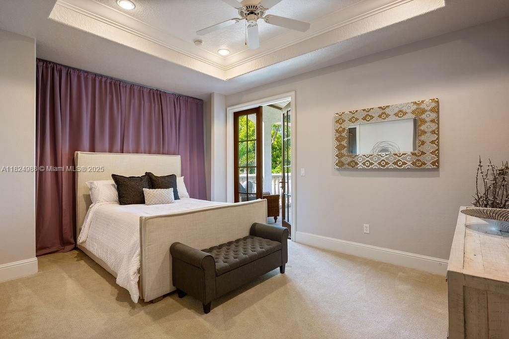 En Venta: $5,495,000 (5 camas, 6 baños, 7278 Pies cuadrados)